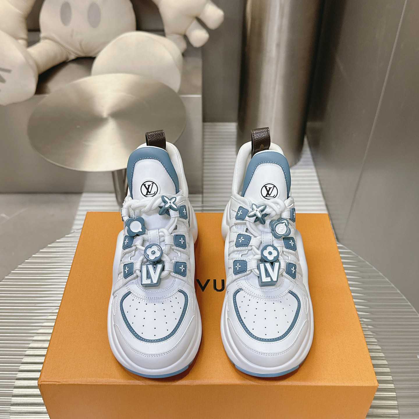 Louis Vuitton LV Archlight Sneaker   1AD28Q - PerfectKickZ