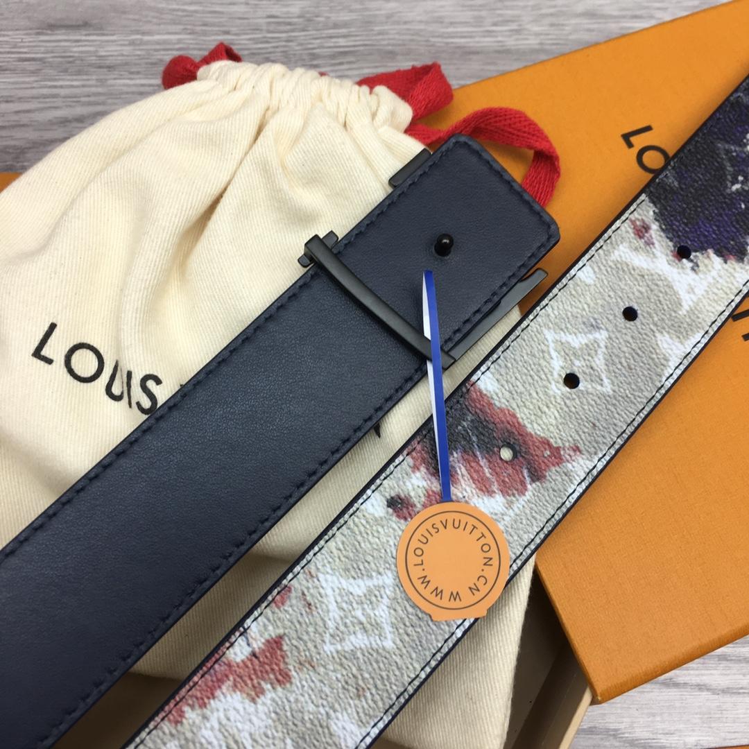 Louis Vuitton LV Initiales 40mm Reversible Belt - 