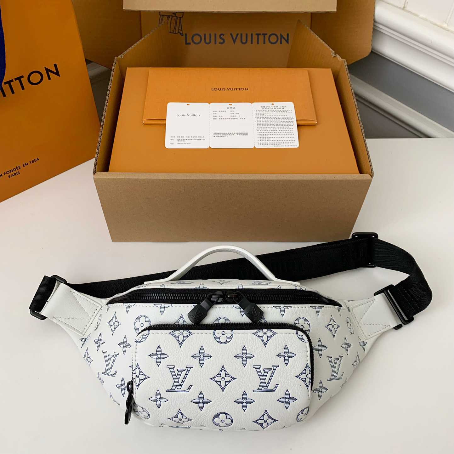 Louis Vuitton Rush Bumbag  M25227 - PerfectKickZ
