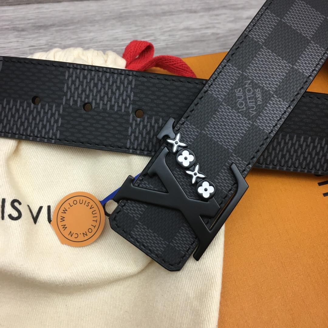 Louis Vuitton 40mm Reversible Belt - PerfectKickZ