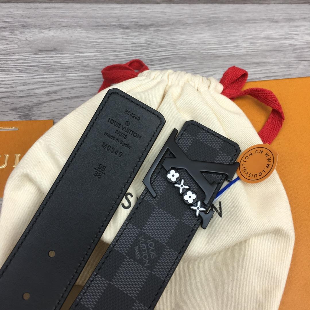 Louis Vuitton 40mm Reversible Belt - PerfectKickZ