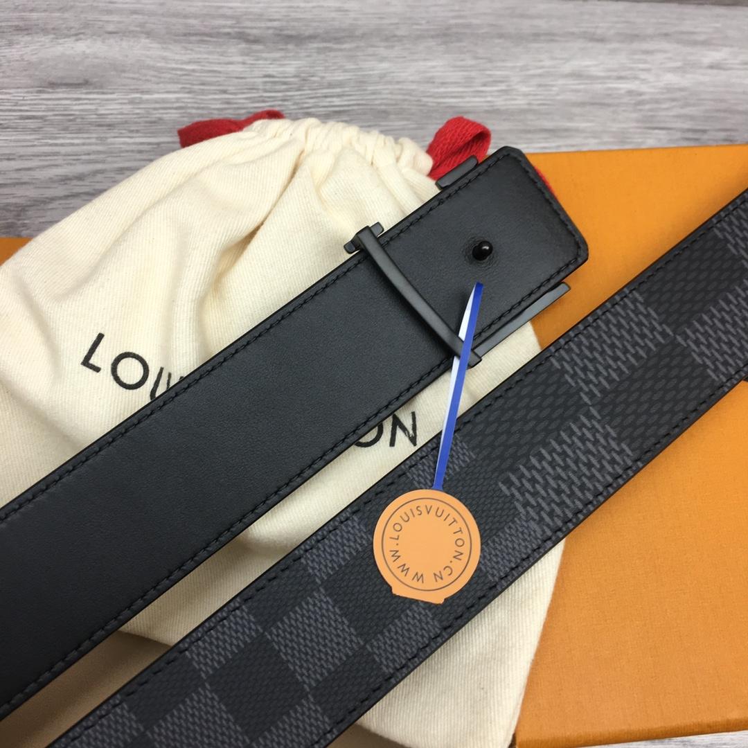 Louis Vuitton 40mm Reversible Belt - PerfectKickZ