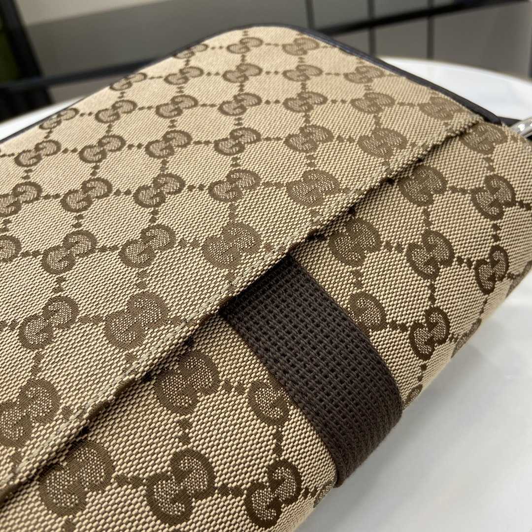 Gucci Mini GG Crossbody Bag - PerfectKickZ