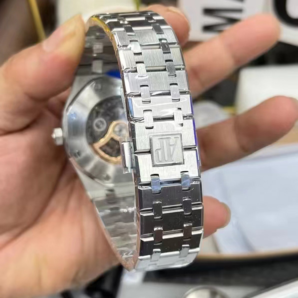 Audemars Piguet Watch      - PerfectKickZ