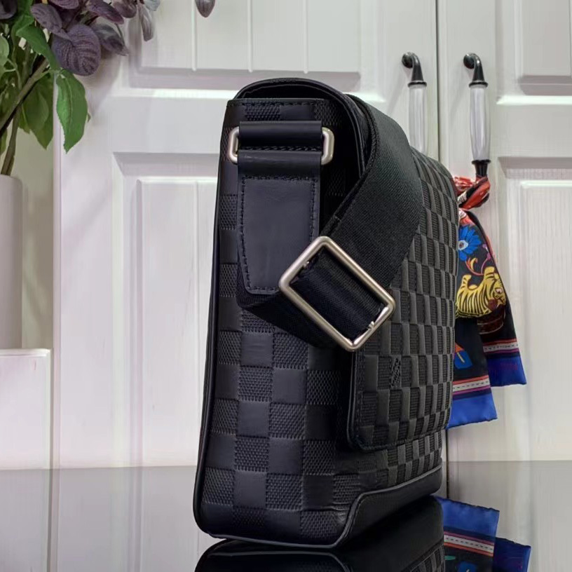 Louis Vuitton  District Damier Infini PM Cosmos (29 x 23 x 6 cm) - PerfectKickZ