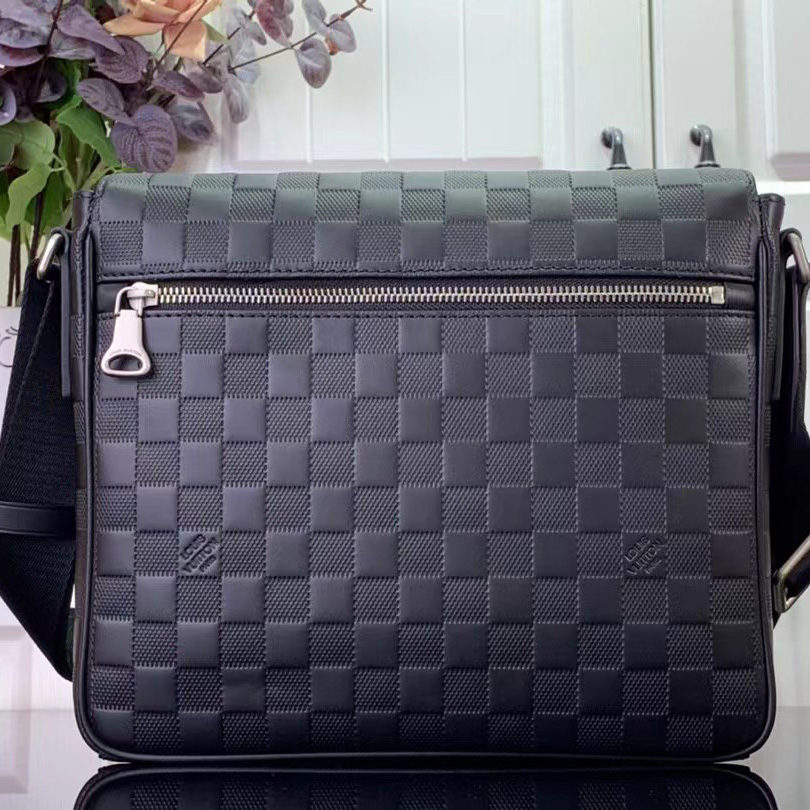 Louis Vuitton  District Damier Infini PM Cosmos (29 x 23 x 6 cm) - PerfectKickZ