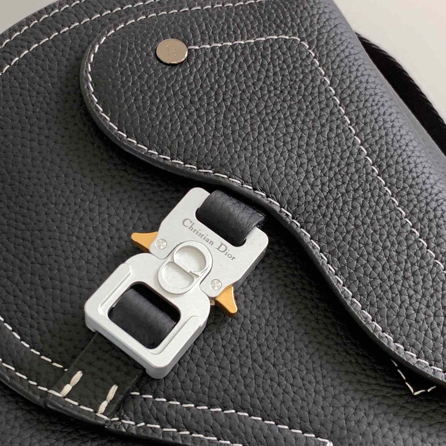 Dior Saddle Messenger Bag - PerfectKickZ