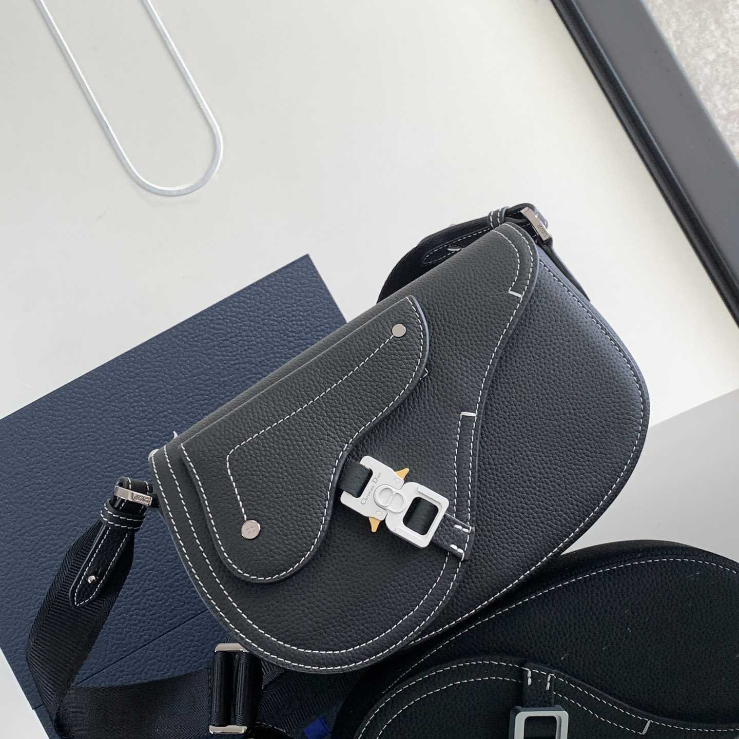 Dior Saddle Messenger Bag - PerfectKickZ