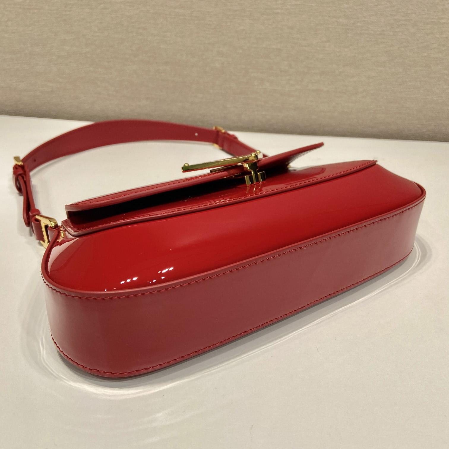 Prada Brushed Leather Shoulder Bag （24-11-4cm） - PerfectKickZ