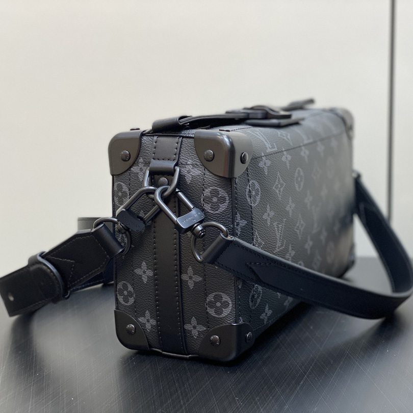 Louis Vuitton Soul Trunk East West   M11744 - PerfectKickZ