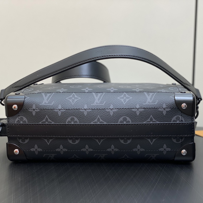 Louis Vuitton Soul Trunk East West   M11744 - PerfectKickZ