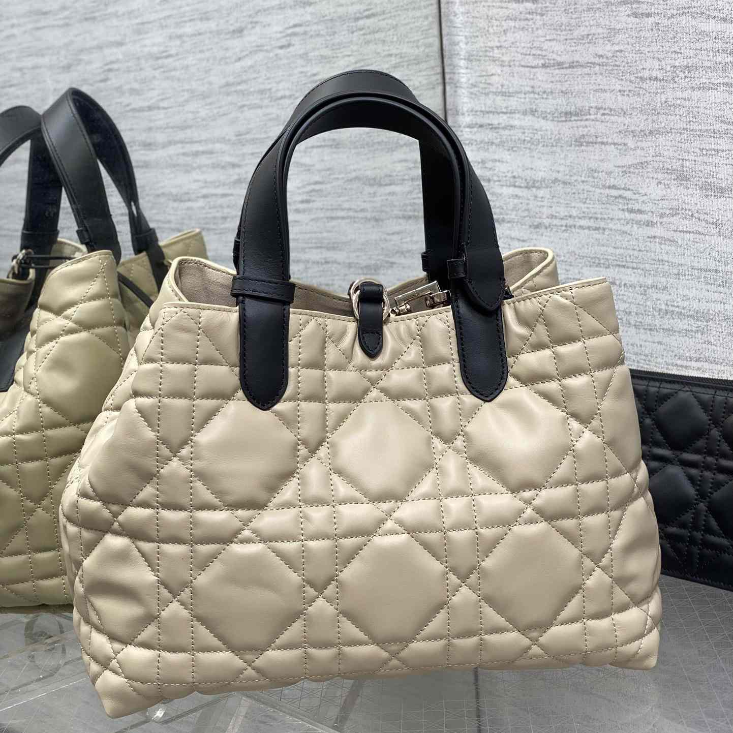 Dior Medium Dior Toujours Bag - PerfectKickZ