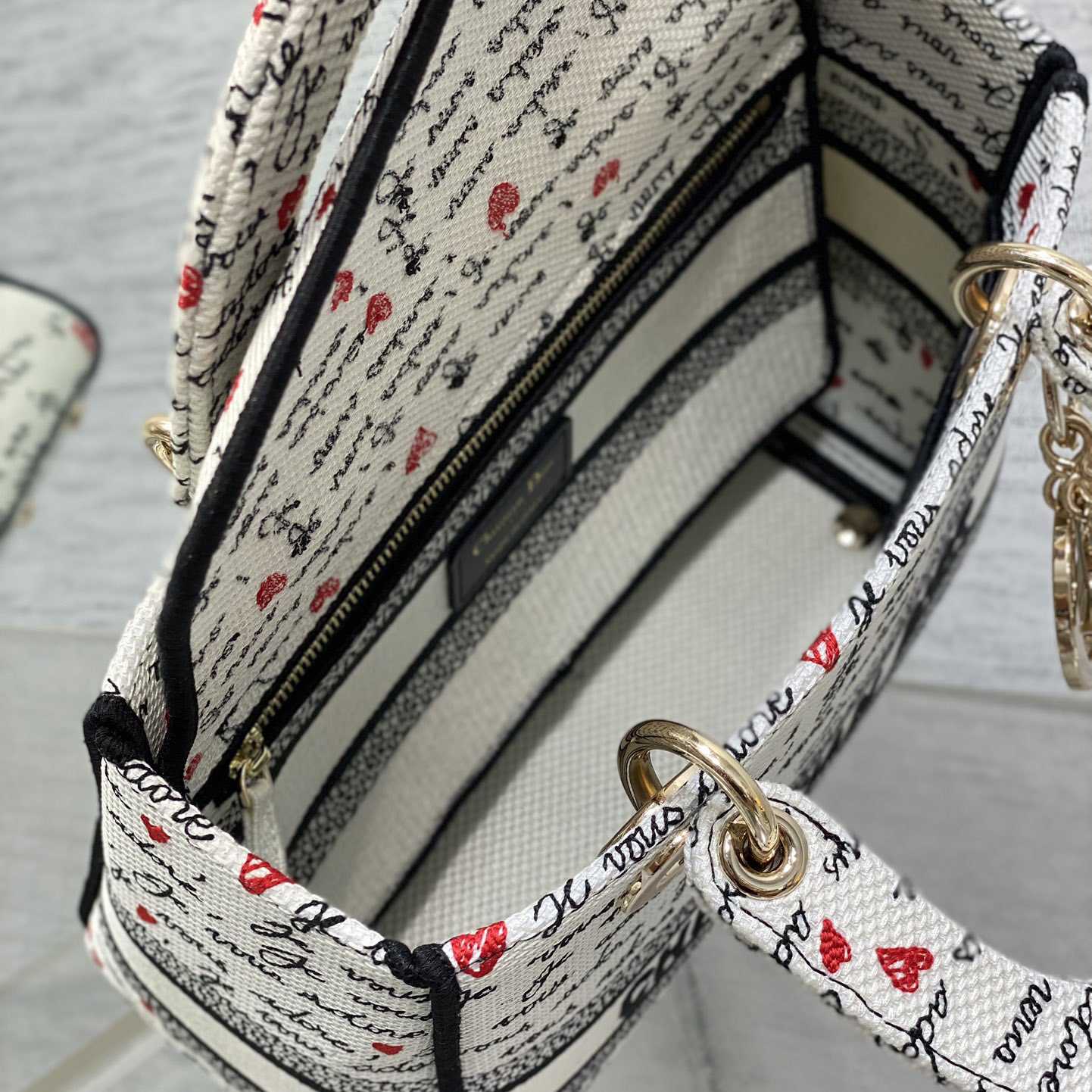 Dior Dioramour Medium Lady D-Lite Bag - PerfectKickZ