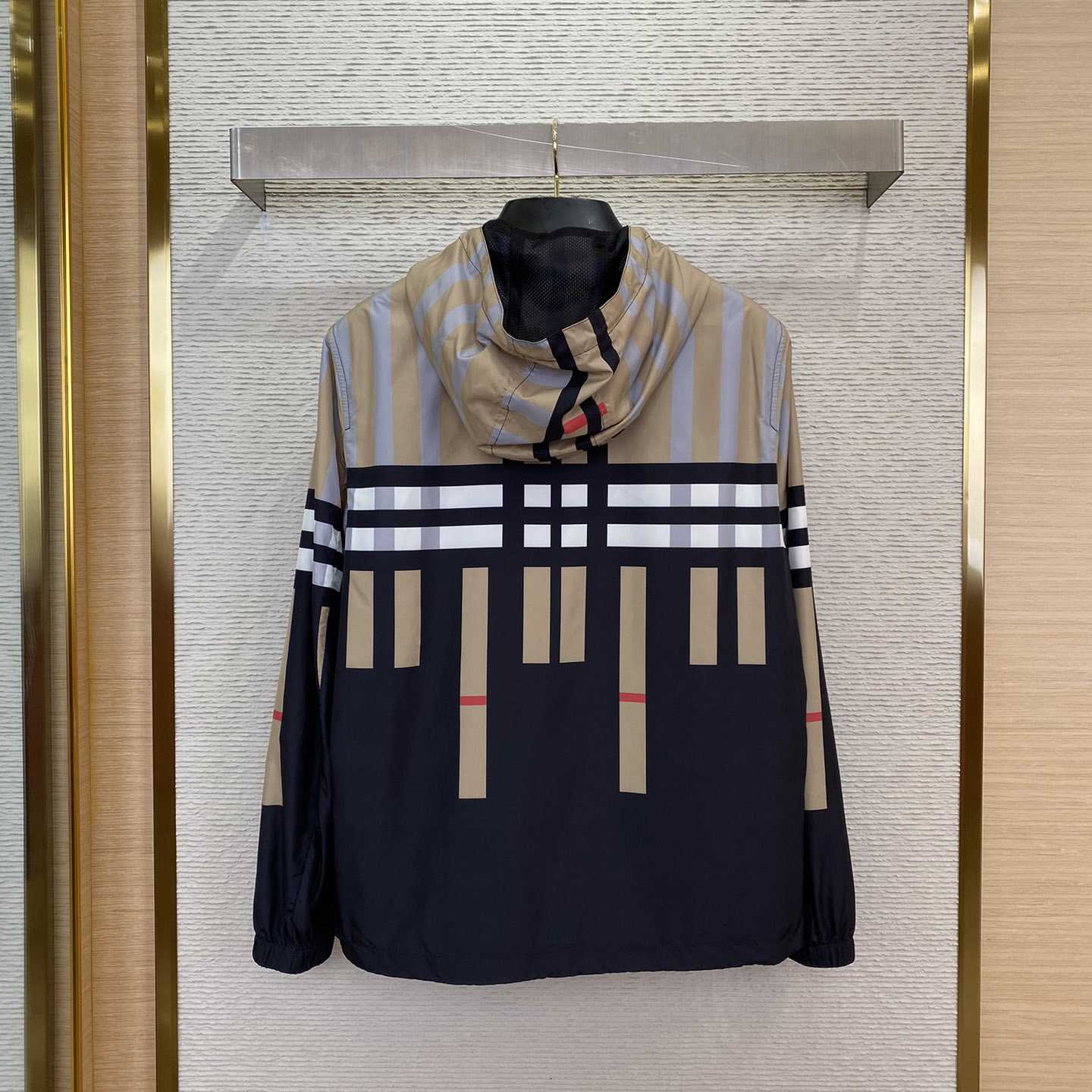 Burberry Sliced Check Nylon Hooded Jacket - PerfectKickZ
