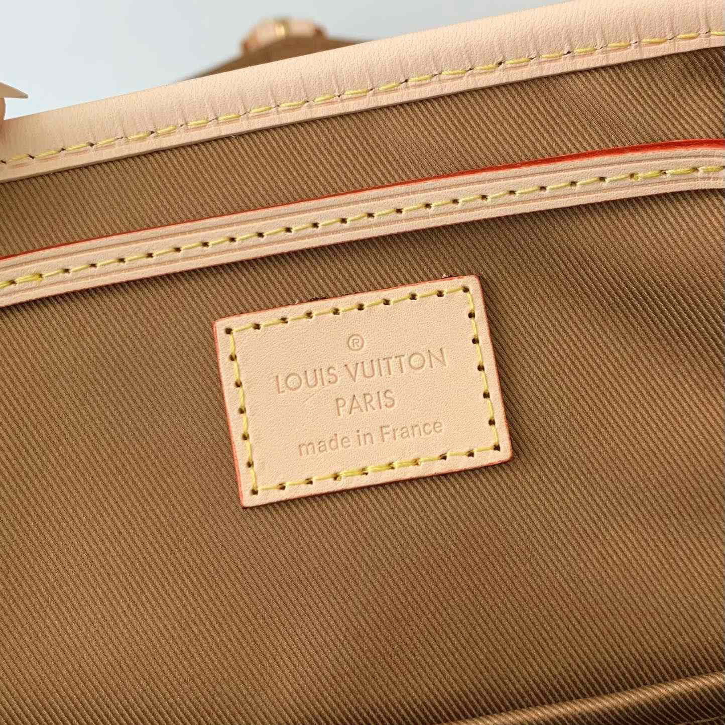 Louis Vuitton Montsouris PM   M11198 - PerfectKickZ