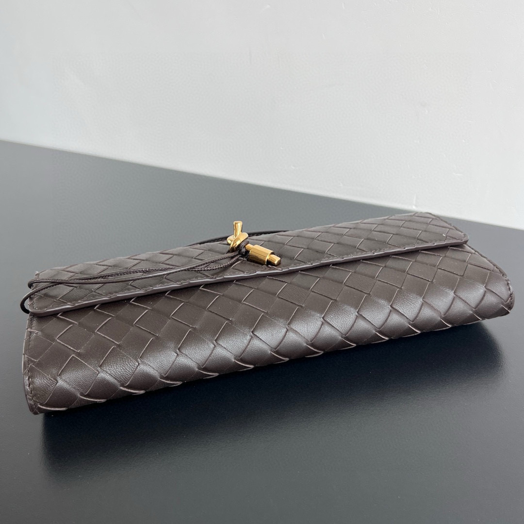 Bottega Veneta Long Clutch Andiamo With Handle - PerfectKickZ