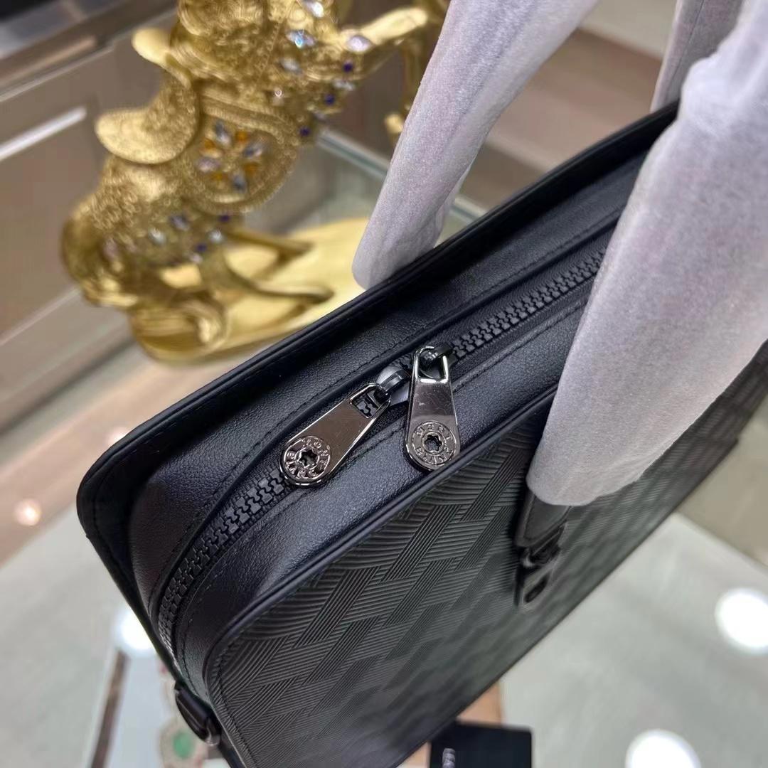 Montblanc Extreme 3.0 Thin Document Case - PerfectKickZ