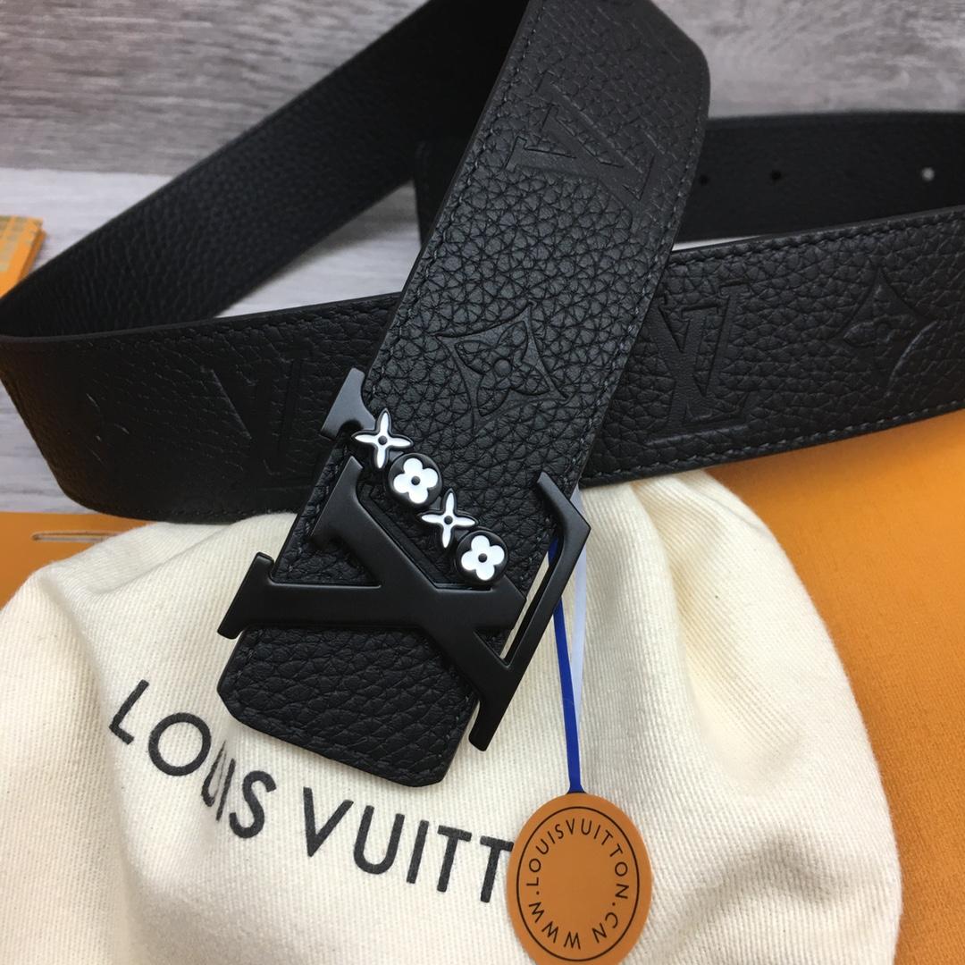 Louis Vuitton 40mm Reversible Belt - PerfectKickZ