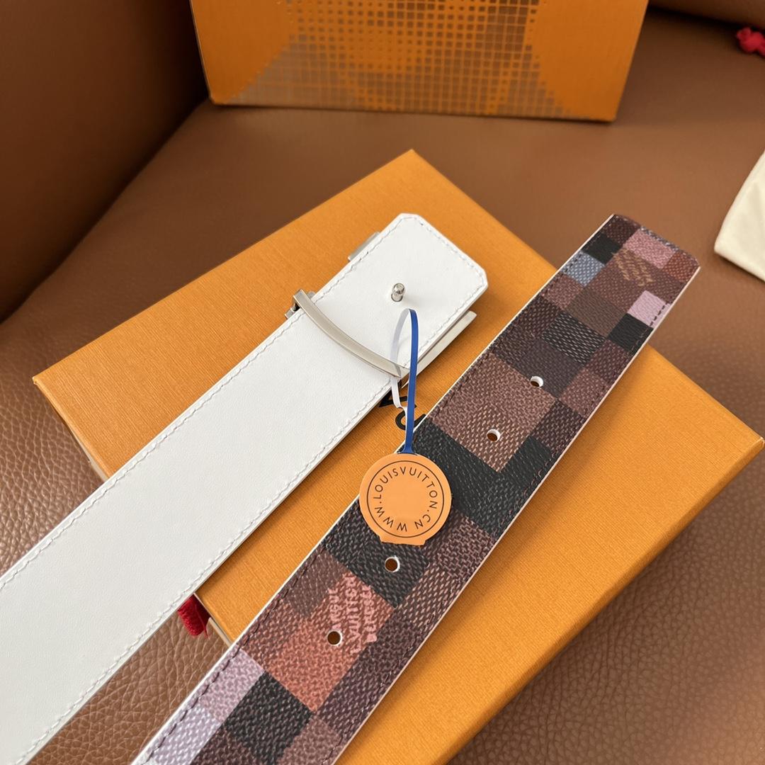 Louis Vuitton LV Initiales 40mm Reversible Belt - PerfectKickZ