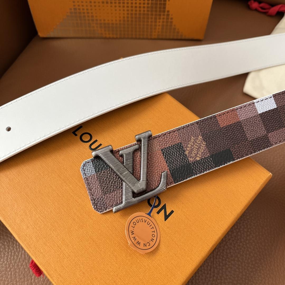 Louis Vuitton LV Initiales 40mm Reversible Belt - PerfectKickZ