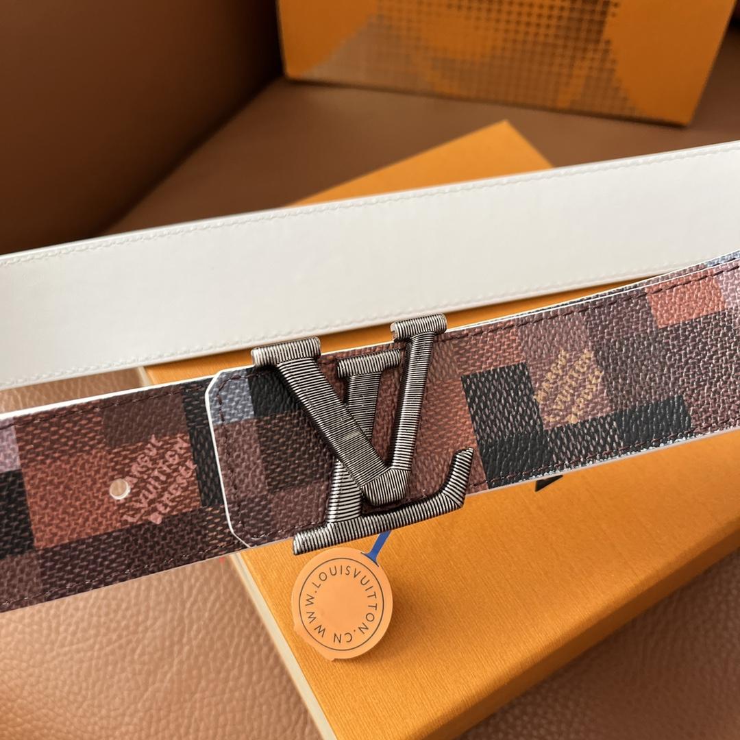 Louis Vuitton LV Initiales 40mm Reversible Belt - PerfectKickZ