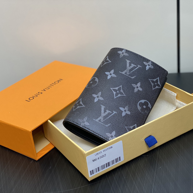 Louis Vuitton Passport Cover   M64501 - PerfectKickZ