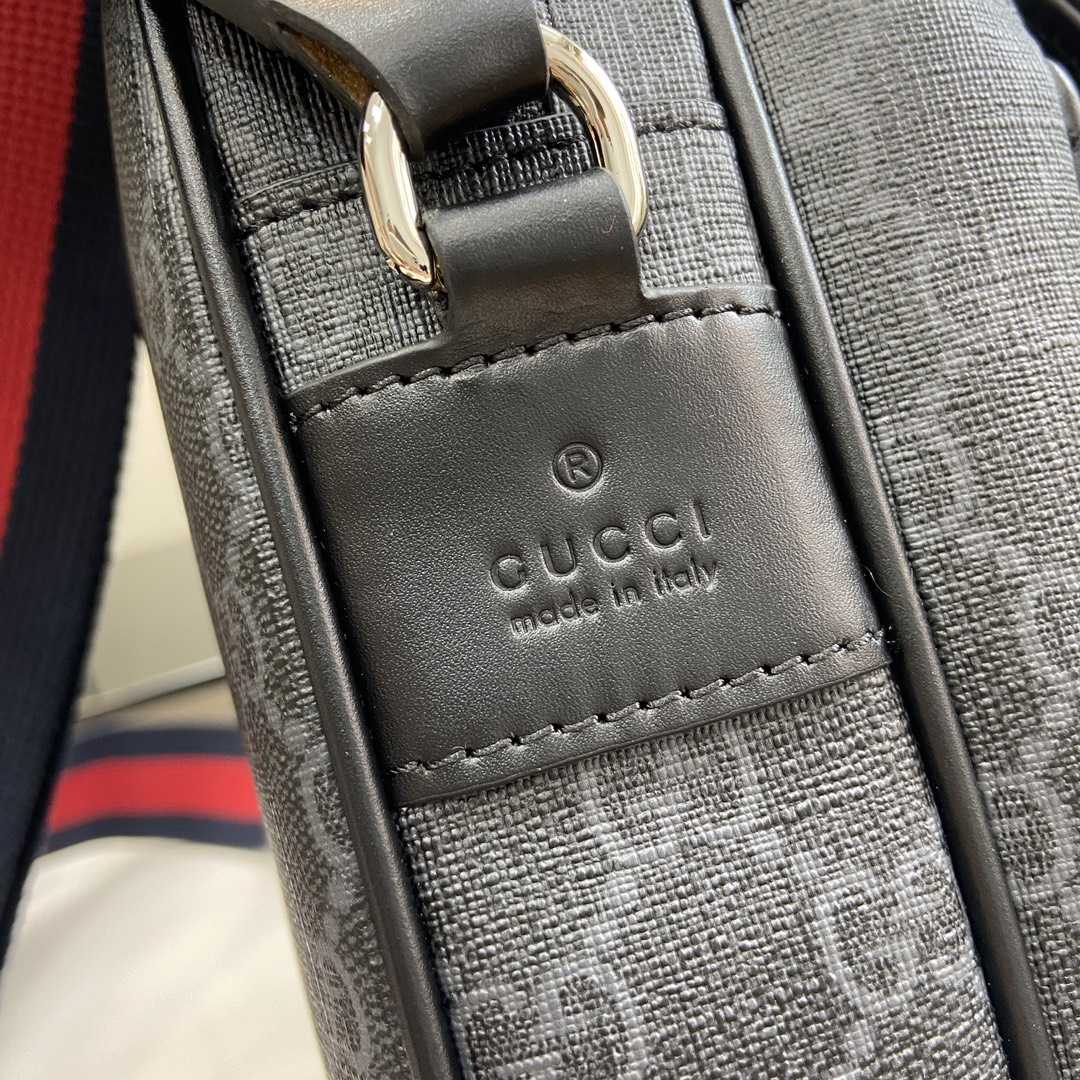 Gucci Small GG Crossbody Bag - PerfectKickZ