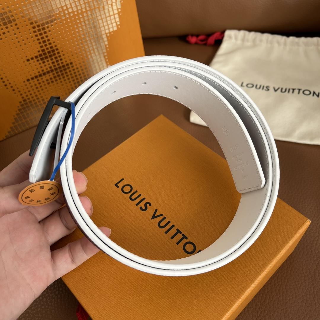 Louis Vuitton LV Initiales 40mm Reversible Belt - PerfectKickZ