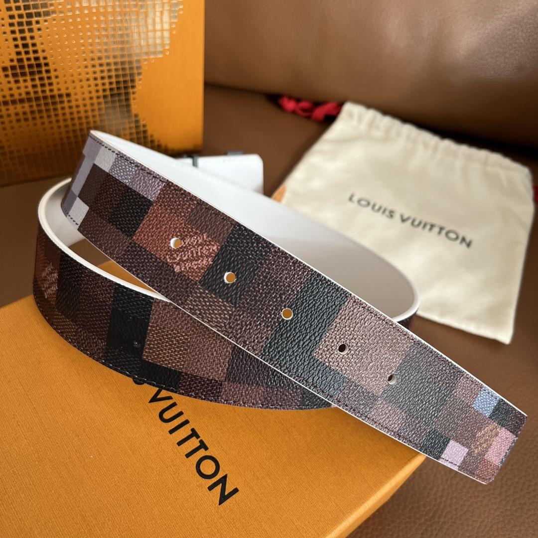 Louis Vuitton LV Initiales 40mm Reversible Belt - PerfectKickZ
