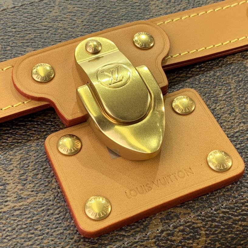 Louis Vuitton Soul Trunk   M11535 - PerfectKickZ