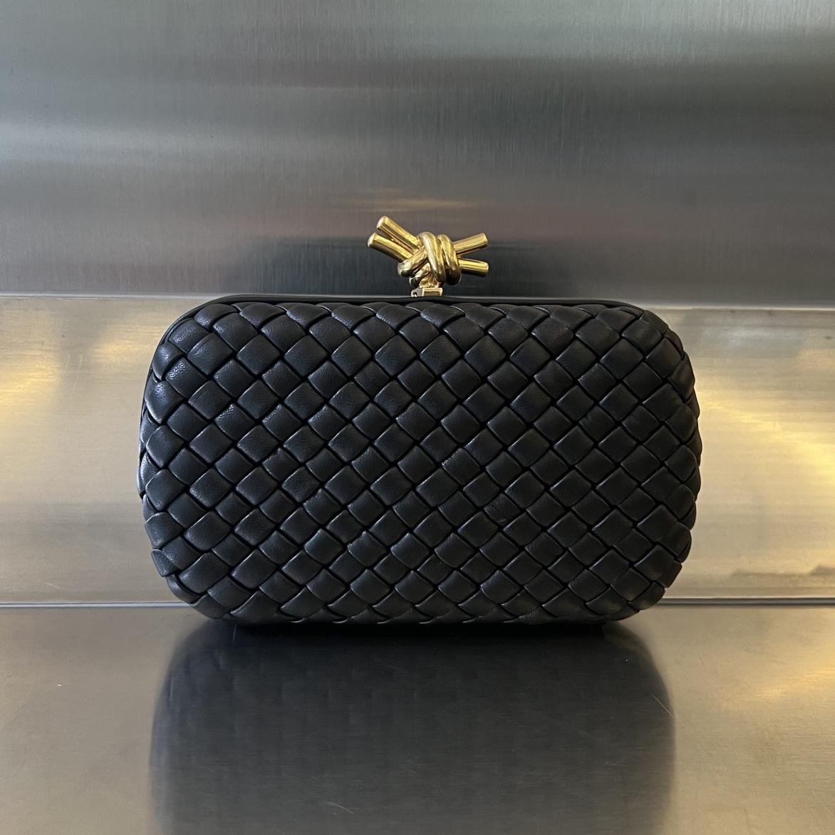 Bottega Veneta Knot - PerfectKickZ