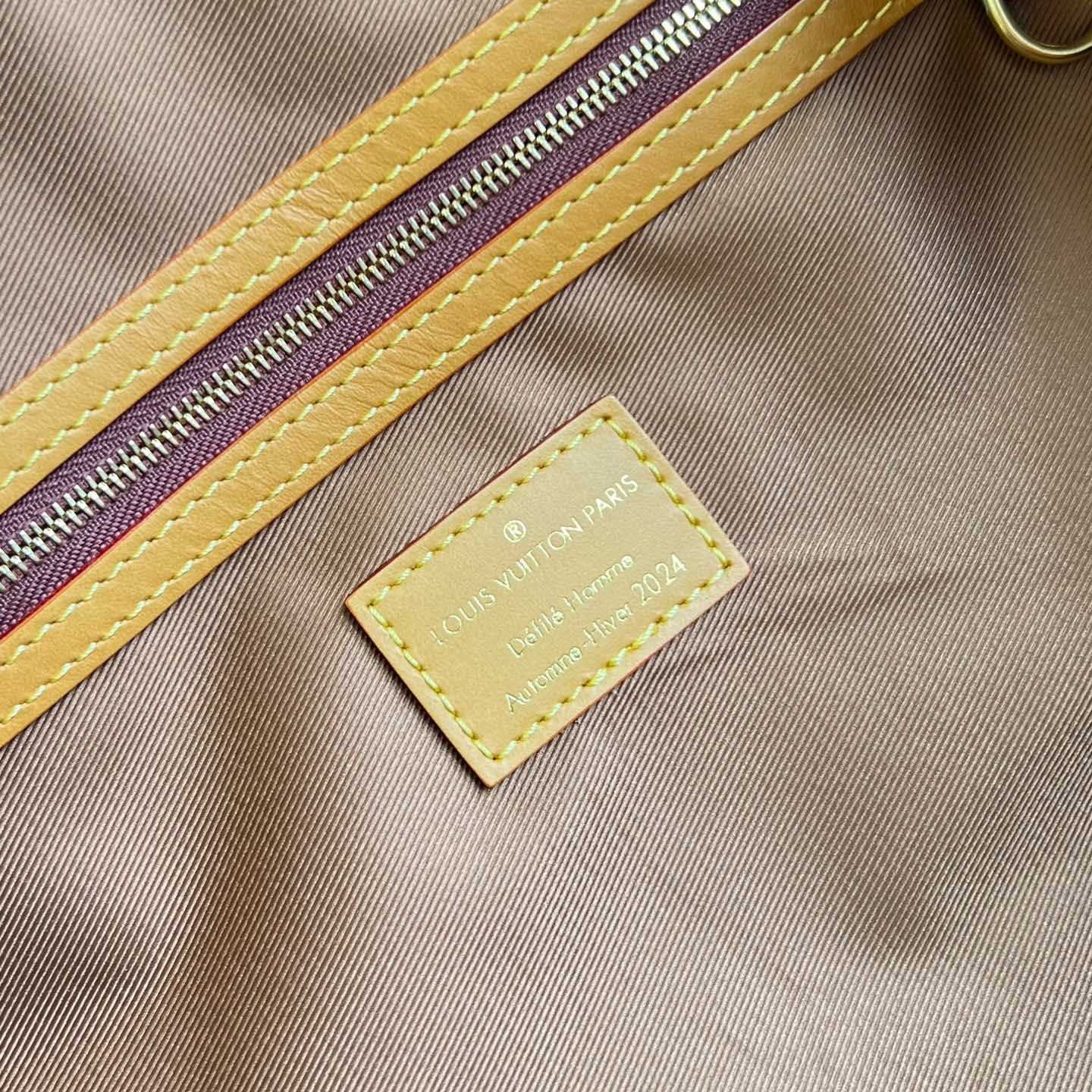Louis Vuitton Keepall Bandoulière 50   M11541 - PerfectKickZ