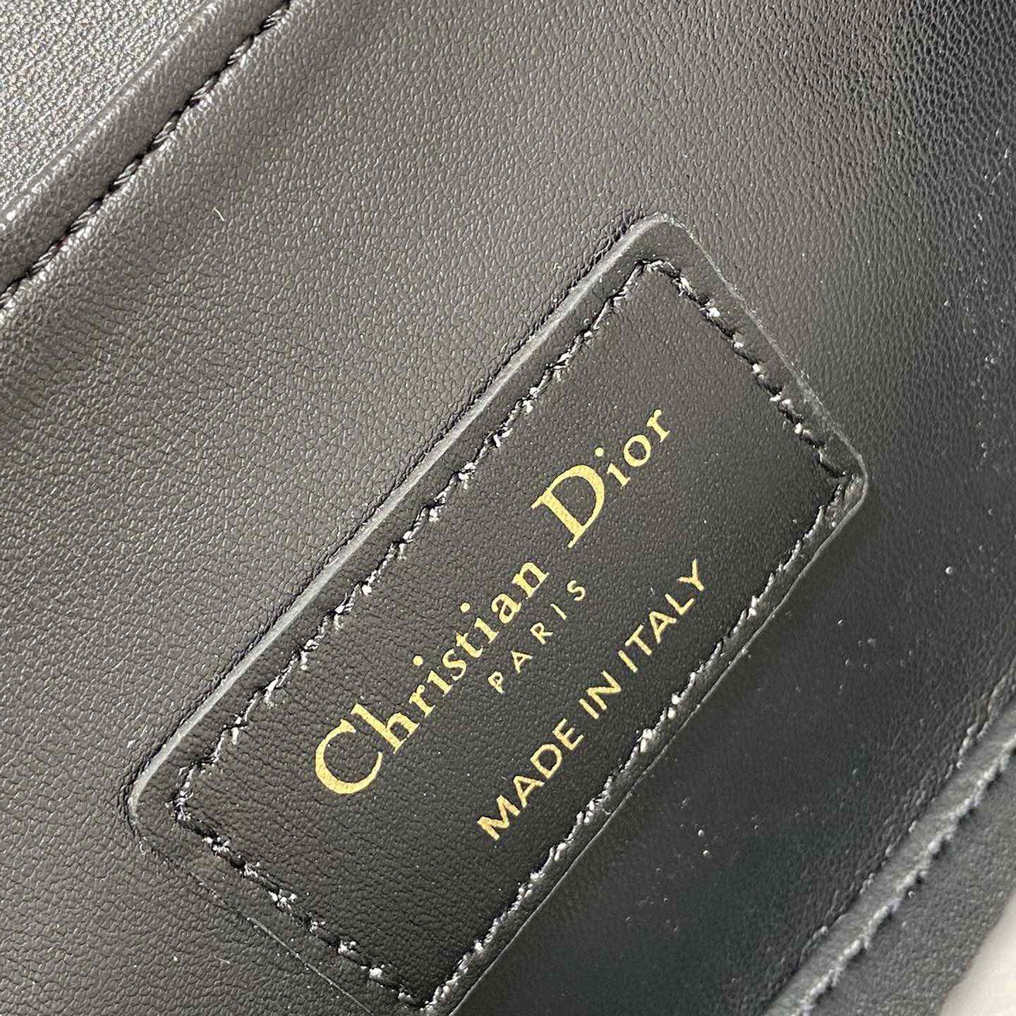 Dior Small 30 Montaigne Avenue Top Handle Bag - PerfectKickZ