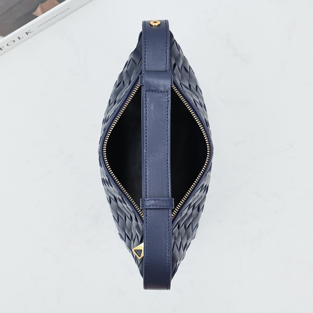 Bottega Veneta Mini Wallace - PerfectKickZ