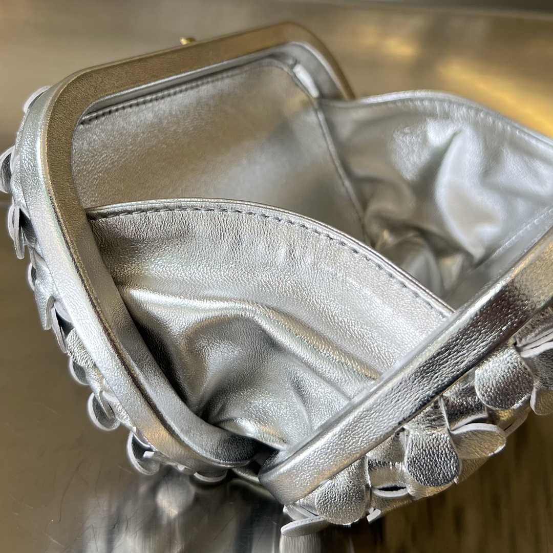 Bottega Veneta Knot （19*11.5*5cm） - PerfectKickZ
