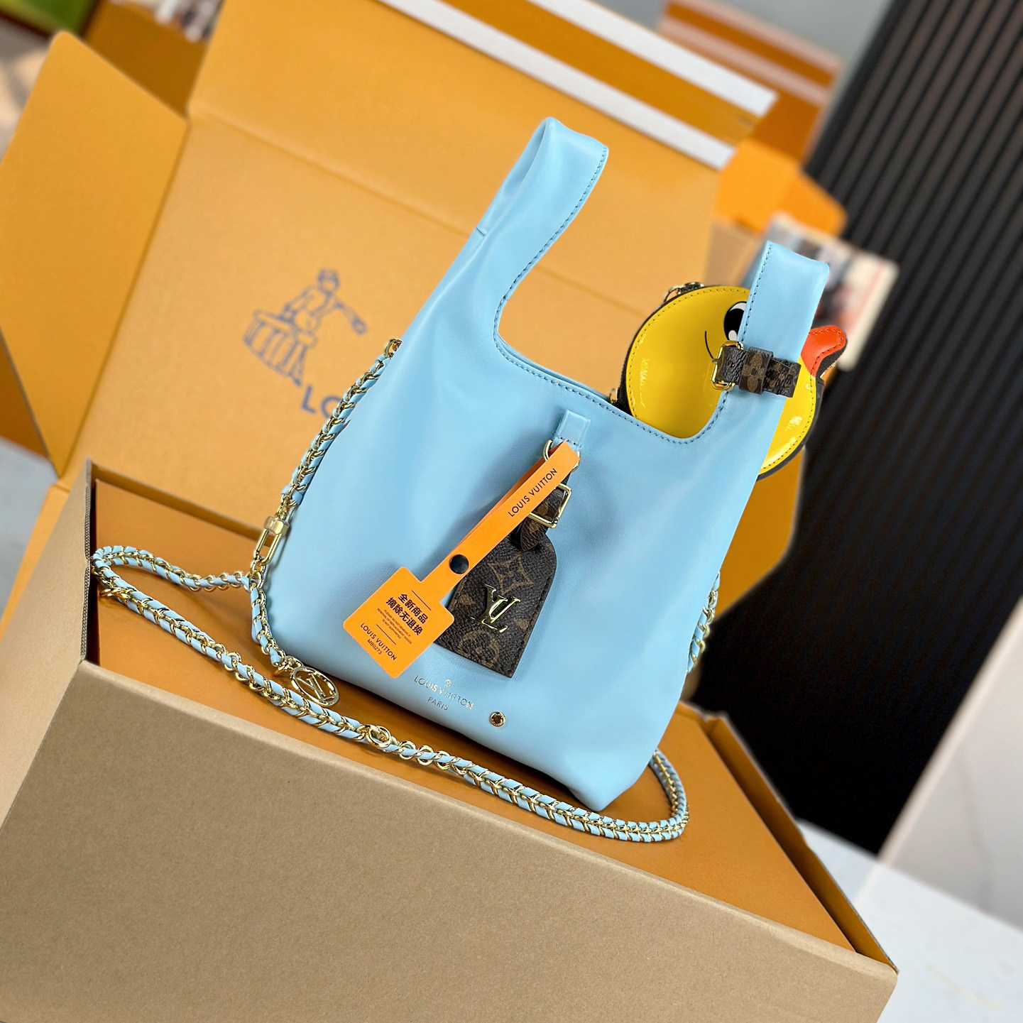 Louis Vuitton Atlantis BB  M11387 - PerfectKickZ