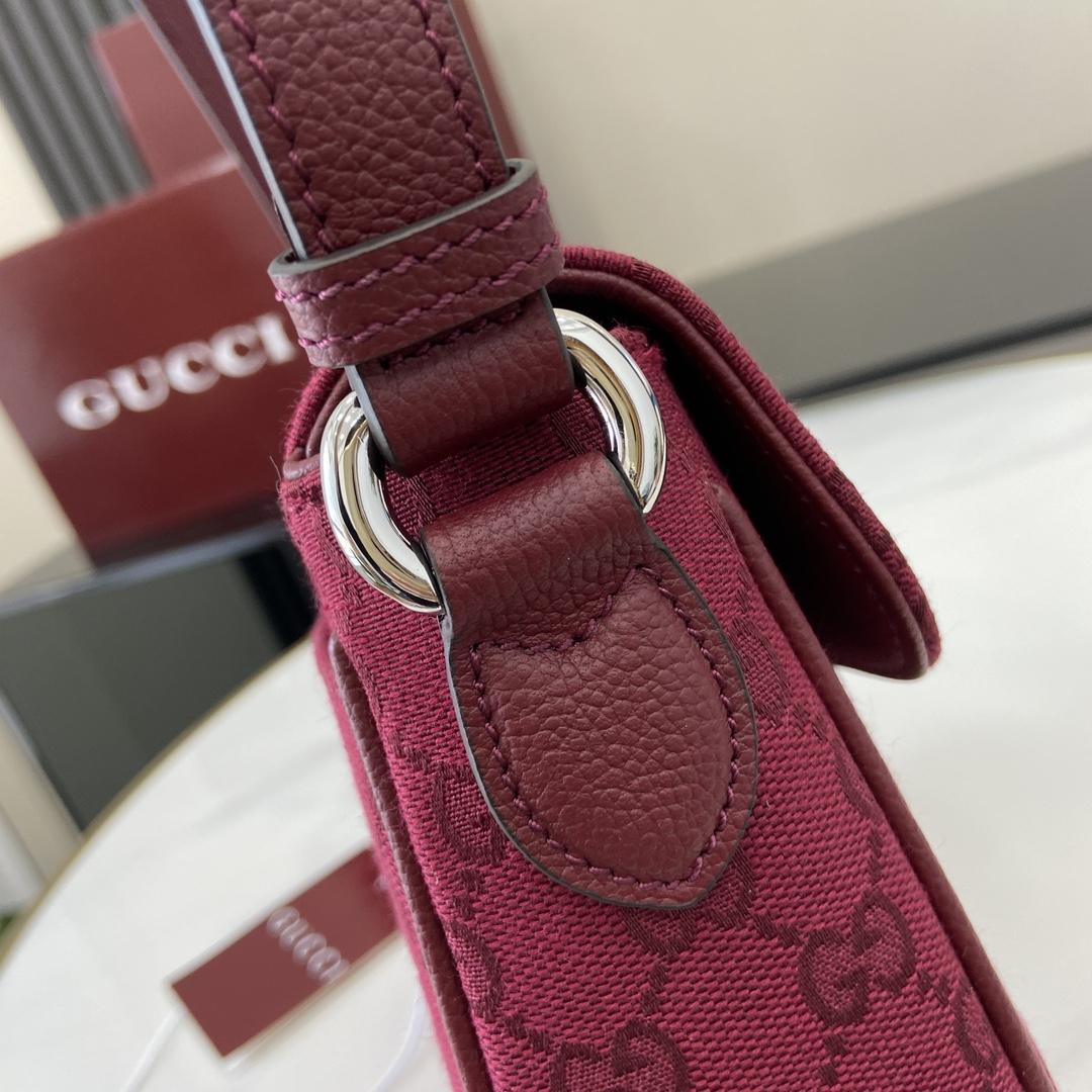 Gucci Mini GG Crossbody Bag - PerfectKickZ