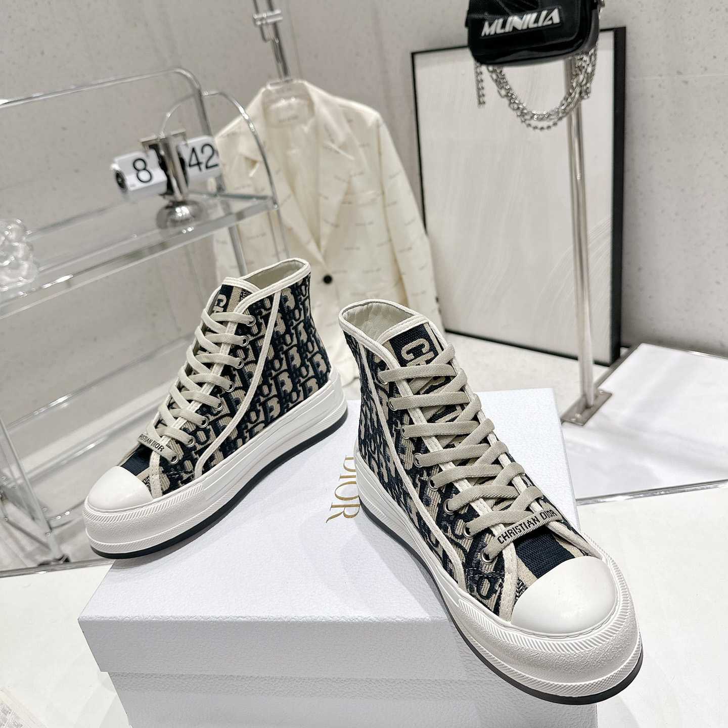 Dior Walk'n'Dior Platform Sneaker - PerfectKickZ