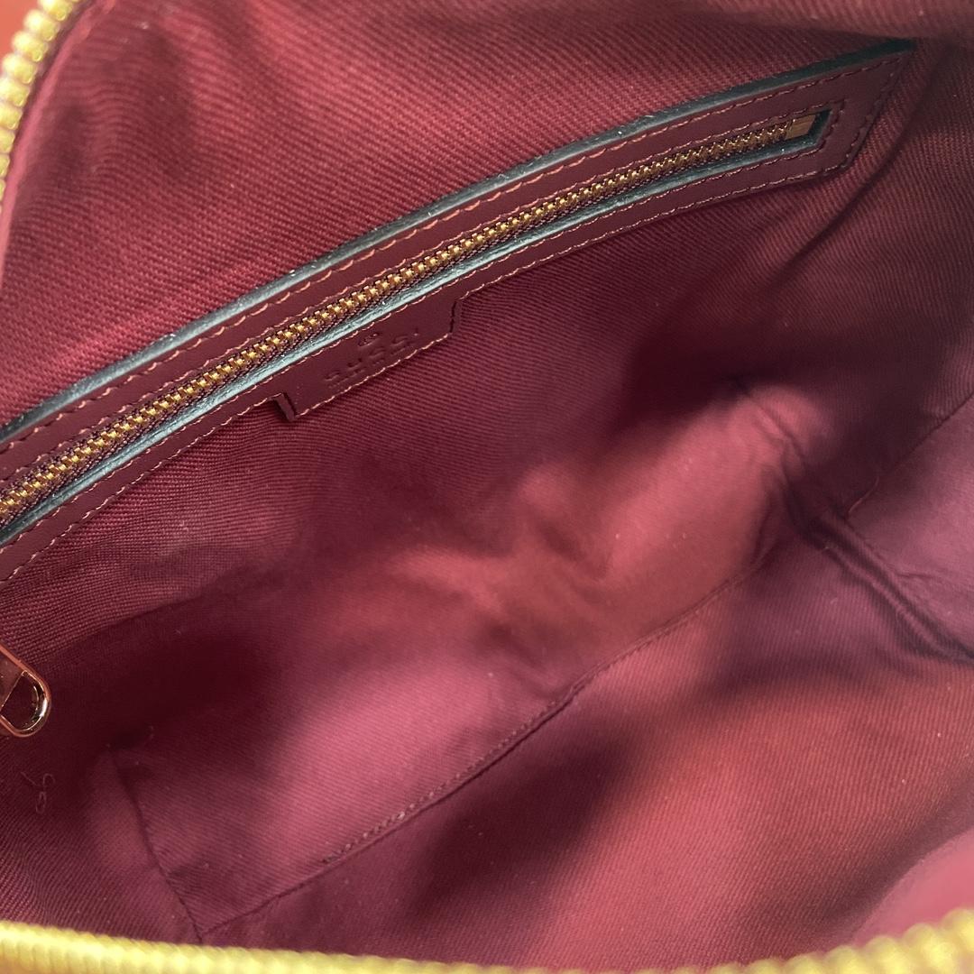 Gucci GG Super Mini Shoulder Bag - PerfectKickZ