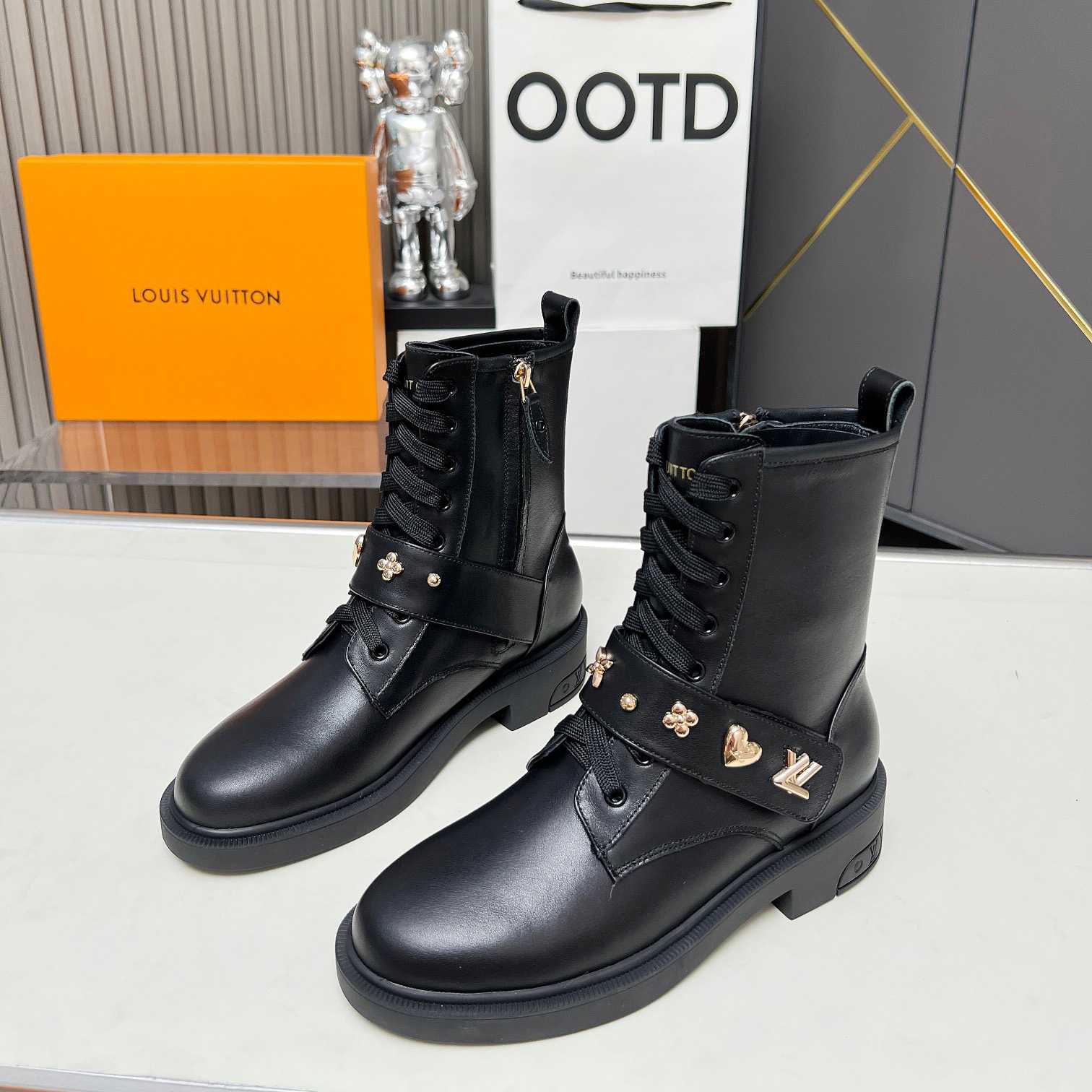 Louis Vuitton Citizen Flat Ranger Boot   - PerfectKickZ