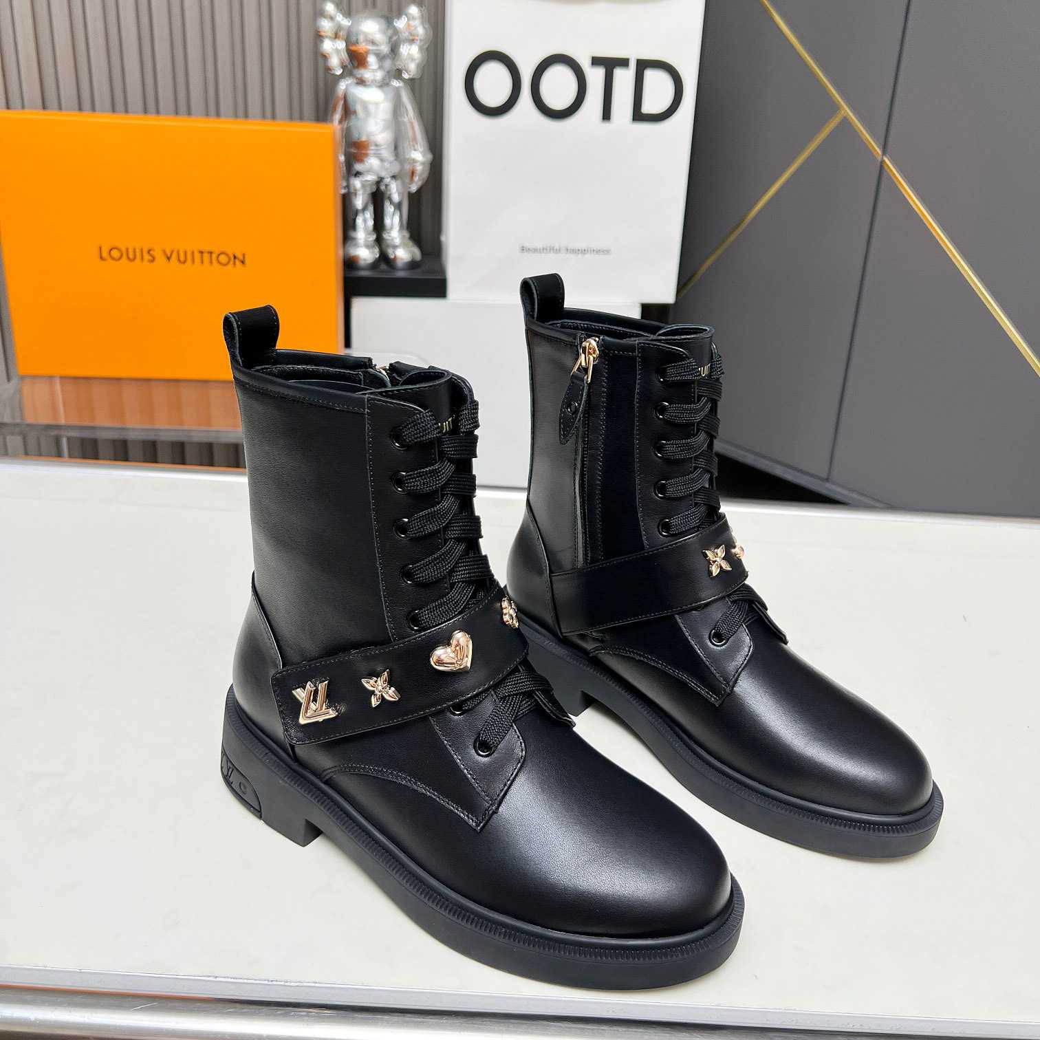 Louis Vuitton Citizen Flat Ranger Boot   - PerfectKickZ