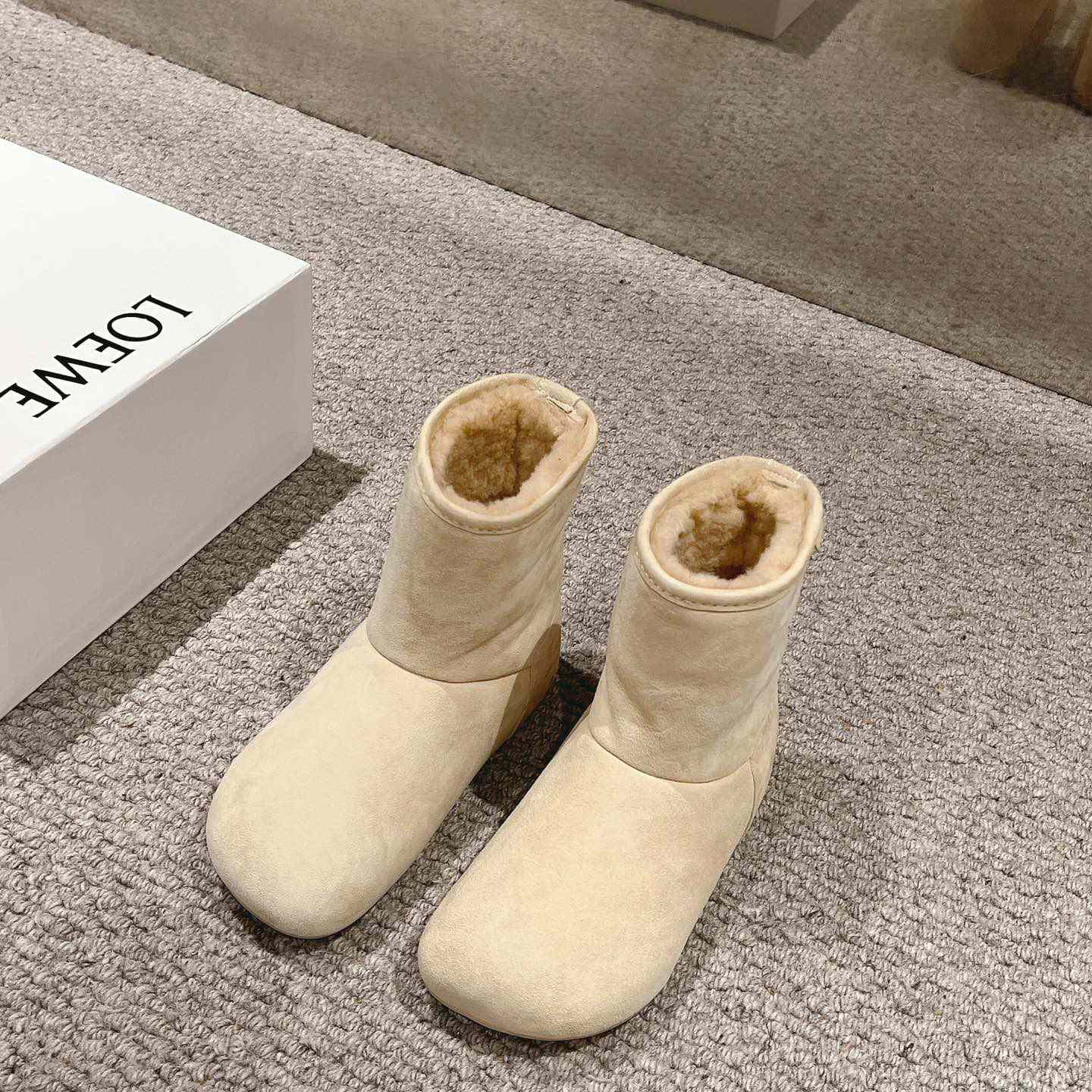 Loewe Lago Boot In Suede And Shearling - PerfectKickZ