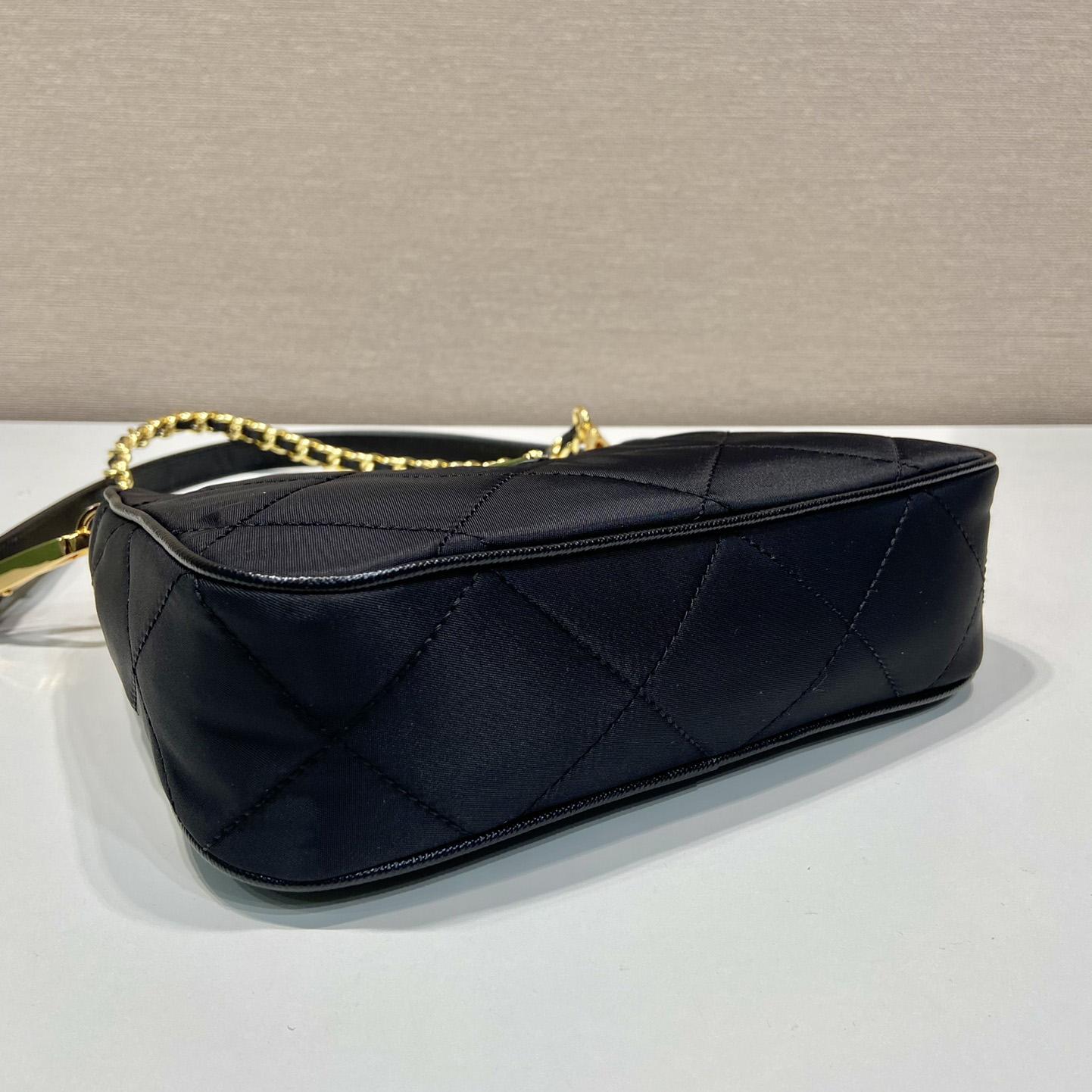 Prada Re-Edition 1995 Chaîne Re-Nylon Mini-bag - PerfectKickZ