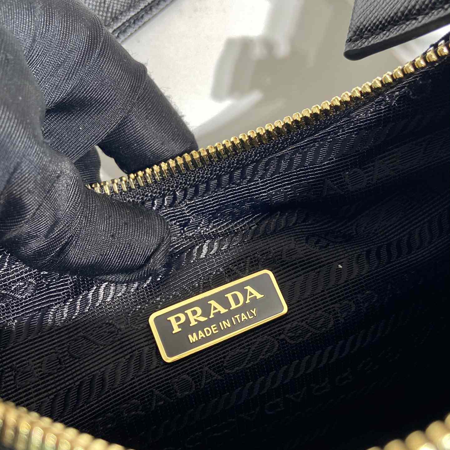 Prada Re-Edition 1995 Chaîne Re-Nylon Mini-bag - PerfectKickZ