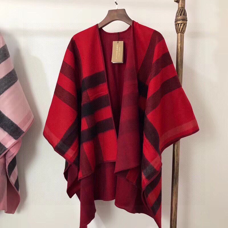 Burberry Charlotte Reversible Wool Felt Cape    140*140cm - PerfectKickZ