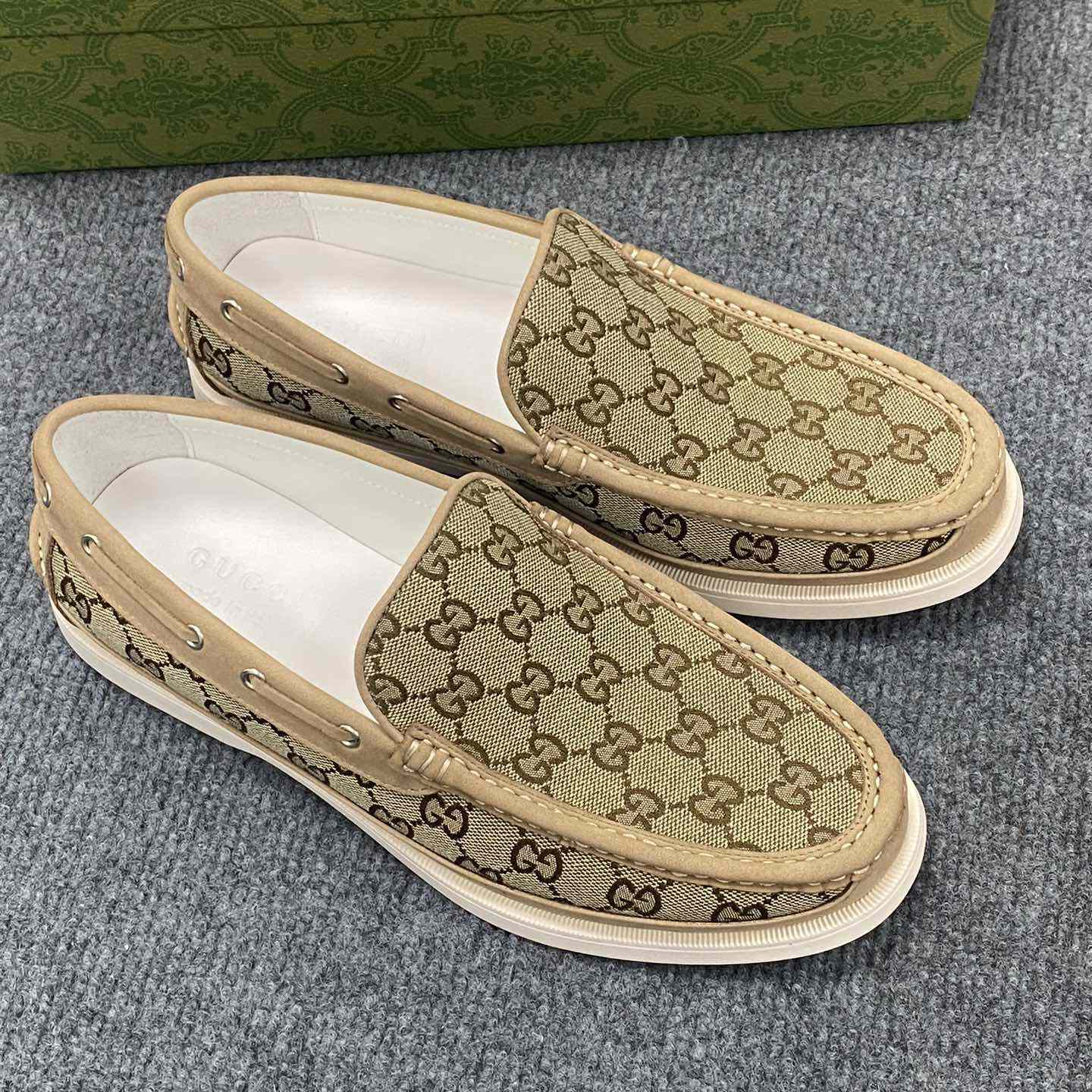 Gucci Men's Original GG Loafer - PerfectKickZ