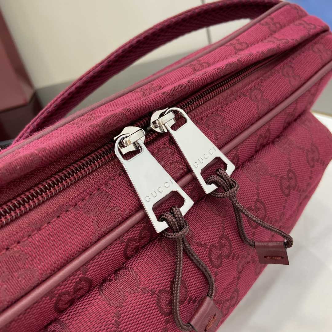 Gucci Small GG Crossbody Bag - PerfectKickZ