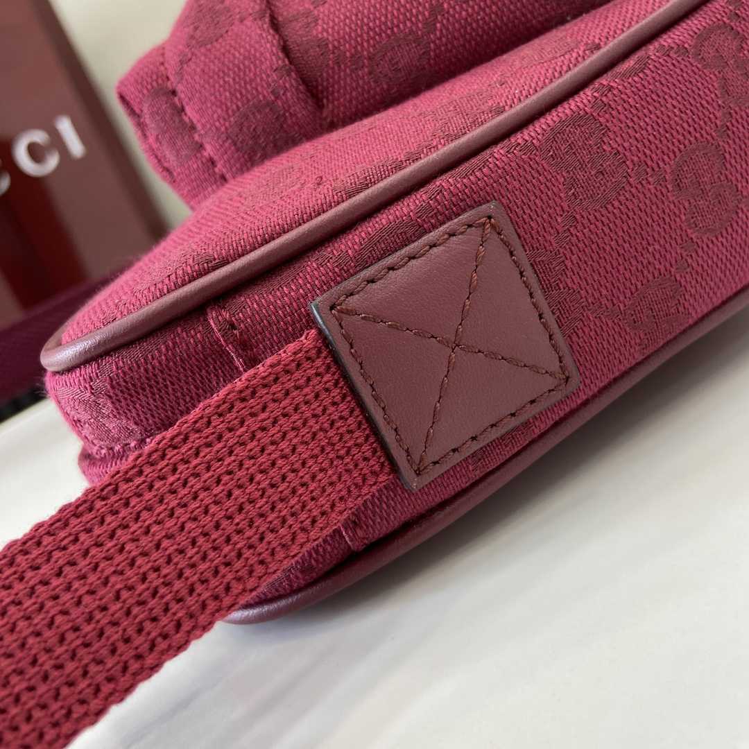 Gucci Small GG Crossbody Bag - PerfectKickZ