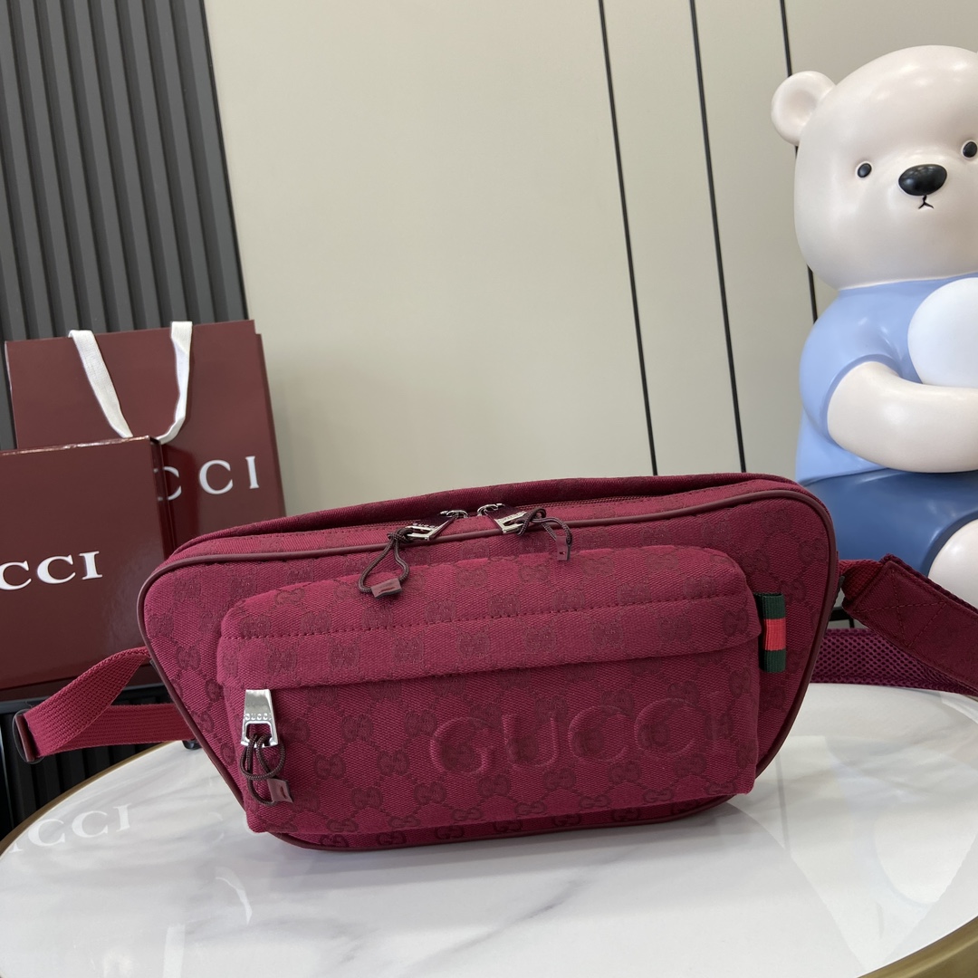 Gucci Small GG Crossbody Bag - PerfectKickZ