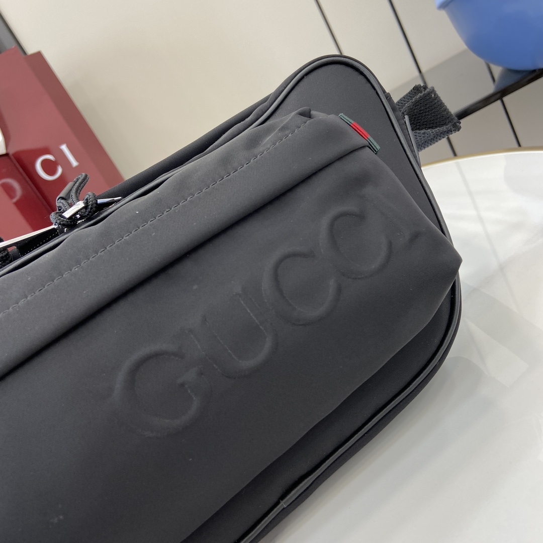 Gucci Small Crossbody Bag With Gucci Logo - PerfectKickZ